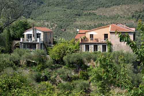 Ein ehemalige Ölmühle mit romantischem Garten in dem kleinen Borgata Costiolo oberhalb Dolcedo. 

bis 12 Personen
Garten
140 m2 Wohnfläche
ab 980 € / Woche